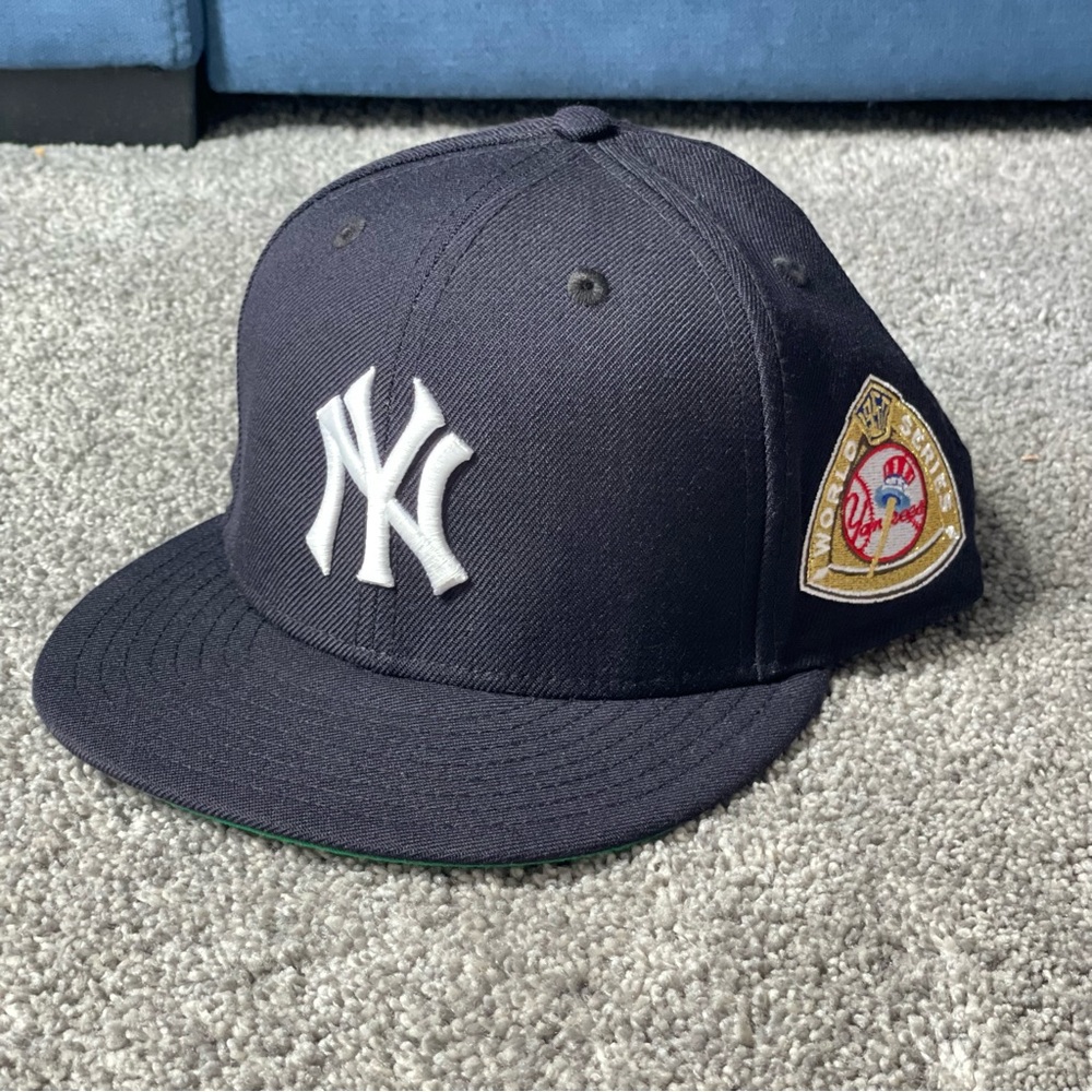 4Ucaps New Era New York Yankees Fitted Hat 1950 World Series Patch 7 5/8 Blue